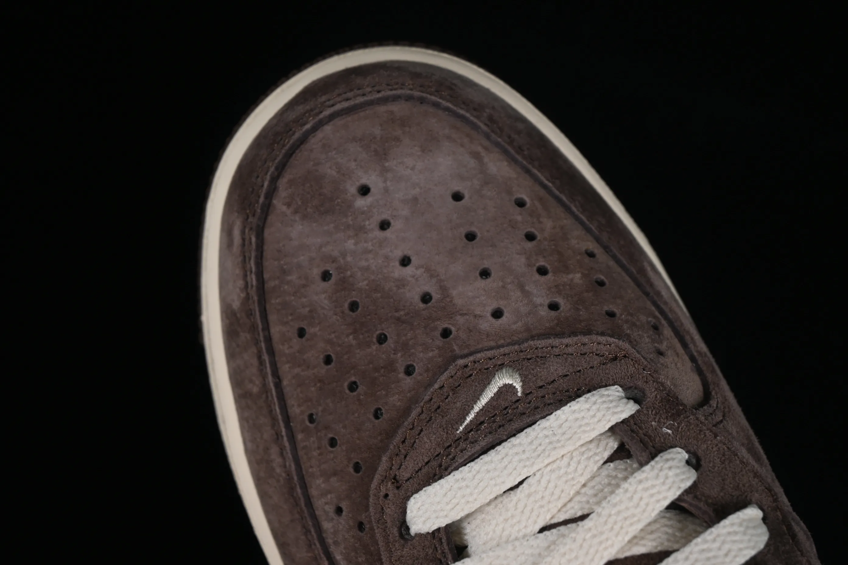All categories Nk Air Force 1 Air Force series Nk Air Force 1 Mid Air Force mid-top Nk Air Force 1'07 Mid QS Brown Air Force One mid-top casual sneakers DM0107-200